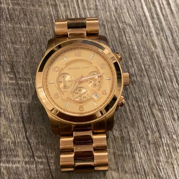 Michael Kors | Accessories | Rose Gold Michael Kors Large  display picture 2